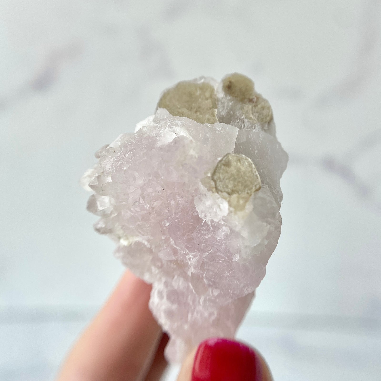 Canga Rosa (Rosaquarz) mit Glimmer