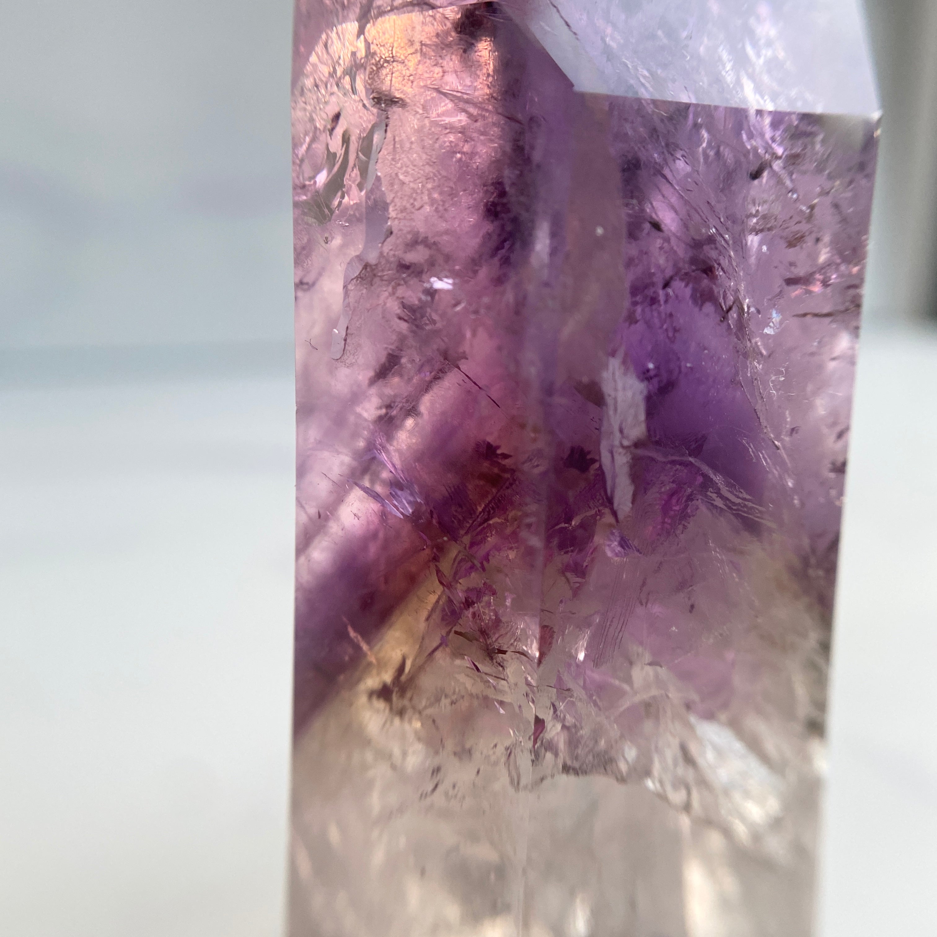 Klarer Phantom-Amethyst Turm