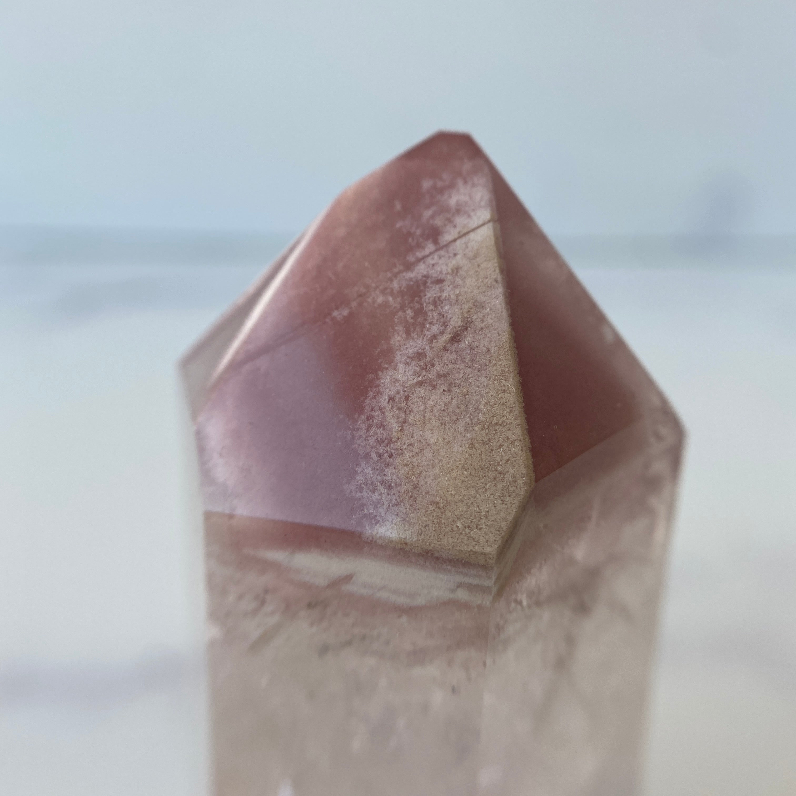 Pink Lithium Turm cherry cream