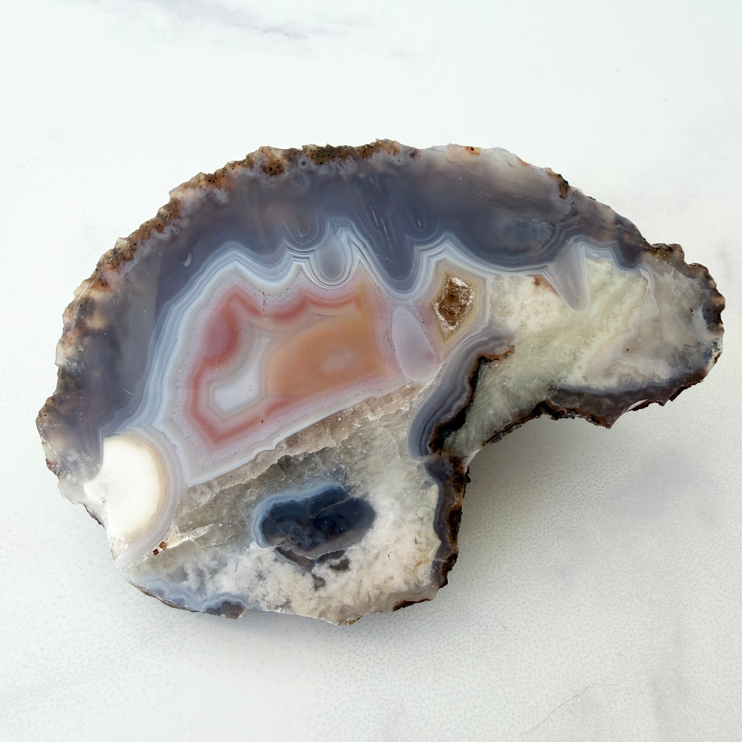 Achat Geode mit Calcit und Quarzdruse, Achat Anschnitt aus Sidi Rahal, Marokko