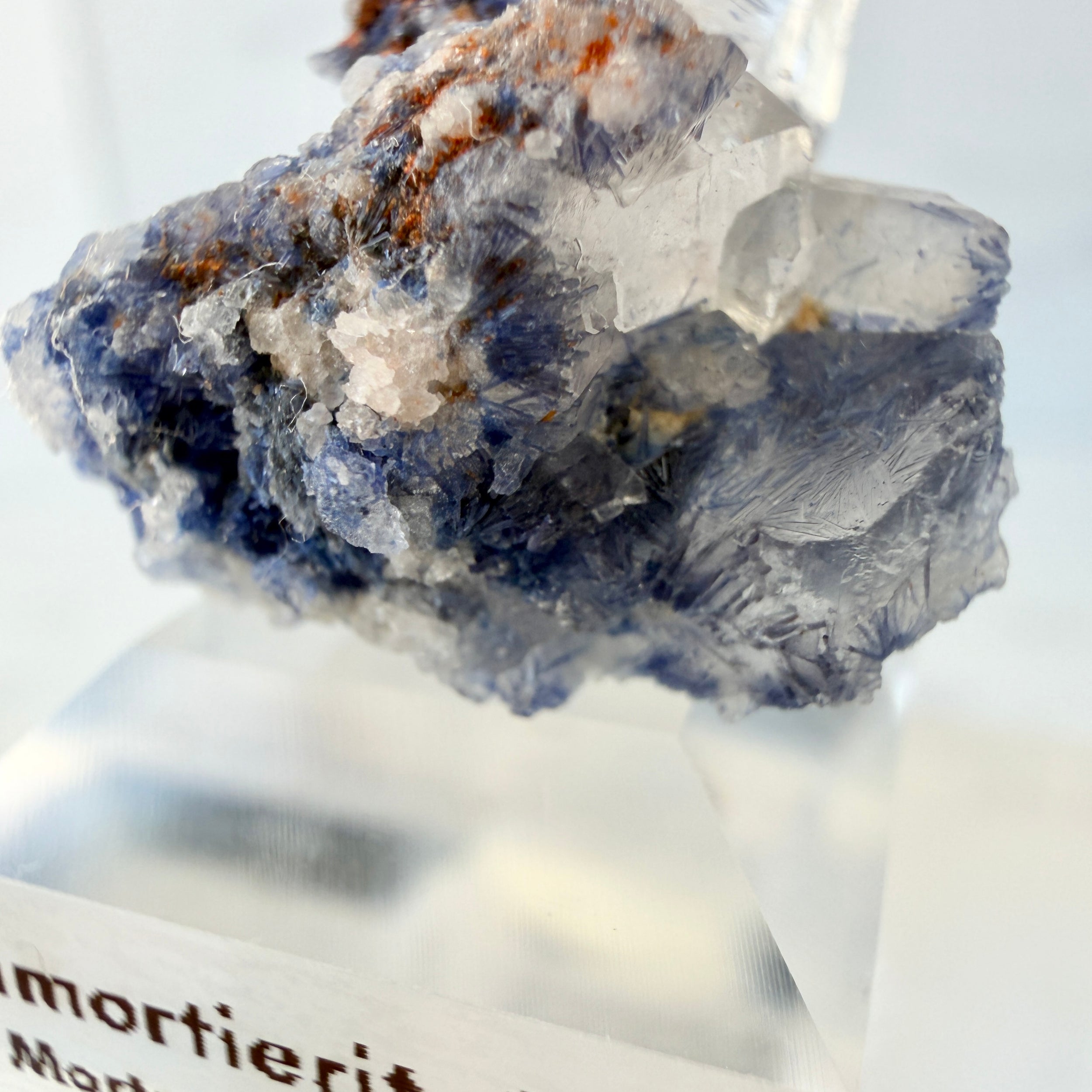 Dumortierit in Quarz, Dumortieritquarz Cluster, Einzelstück