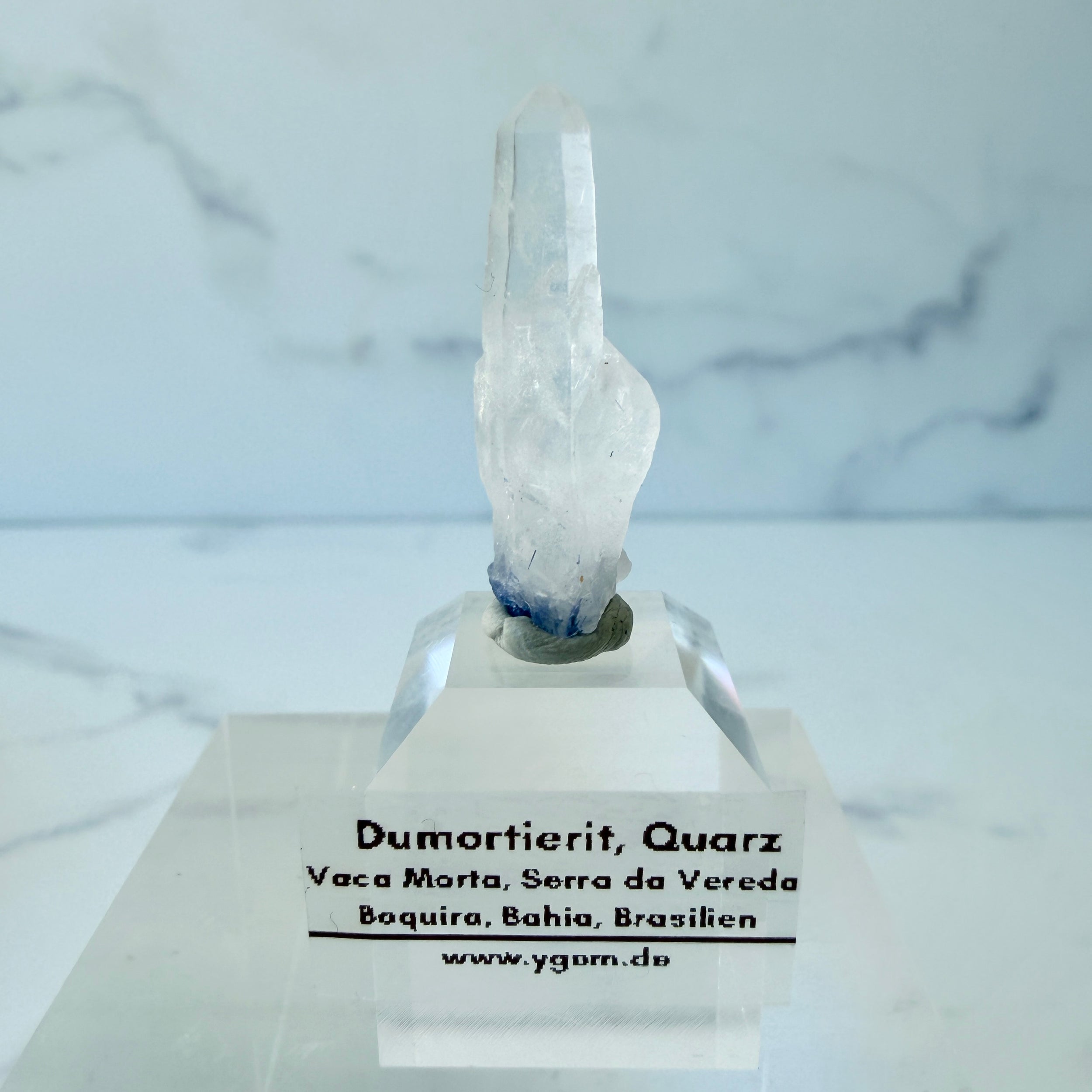 Dumortierit in Quarz, Dumortieritquarz Spitze, Einzelstück