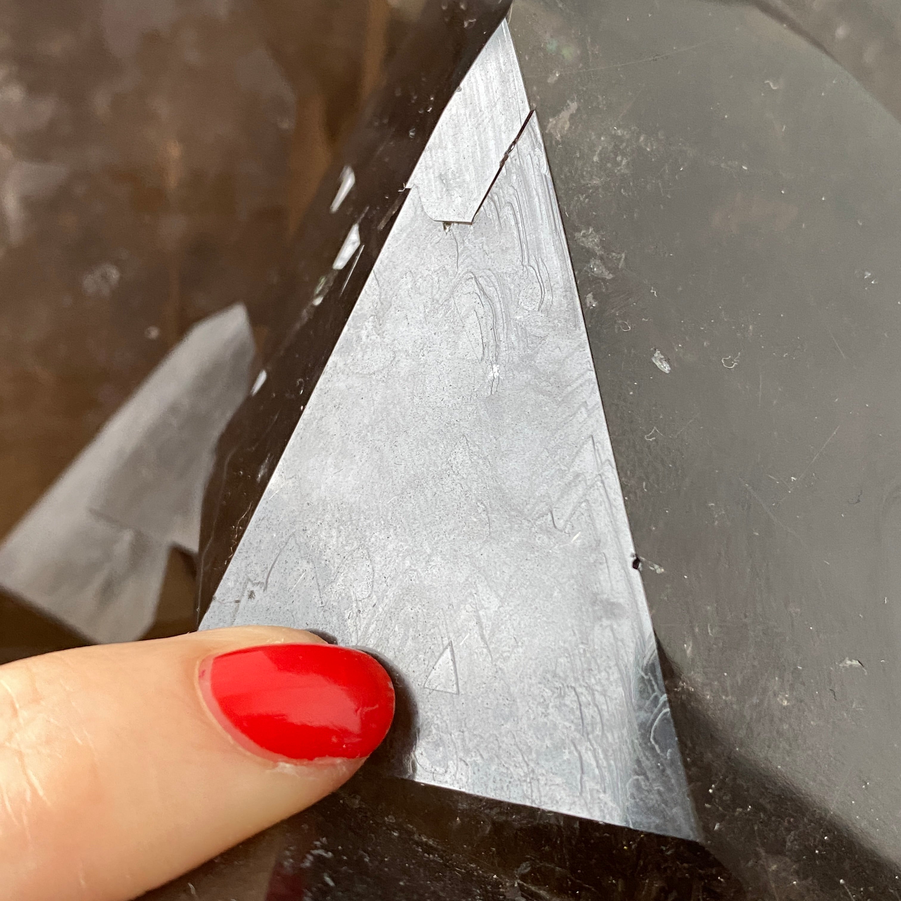 trigonal barcodes auf Rauchquarz Cluster