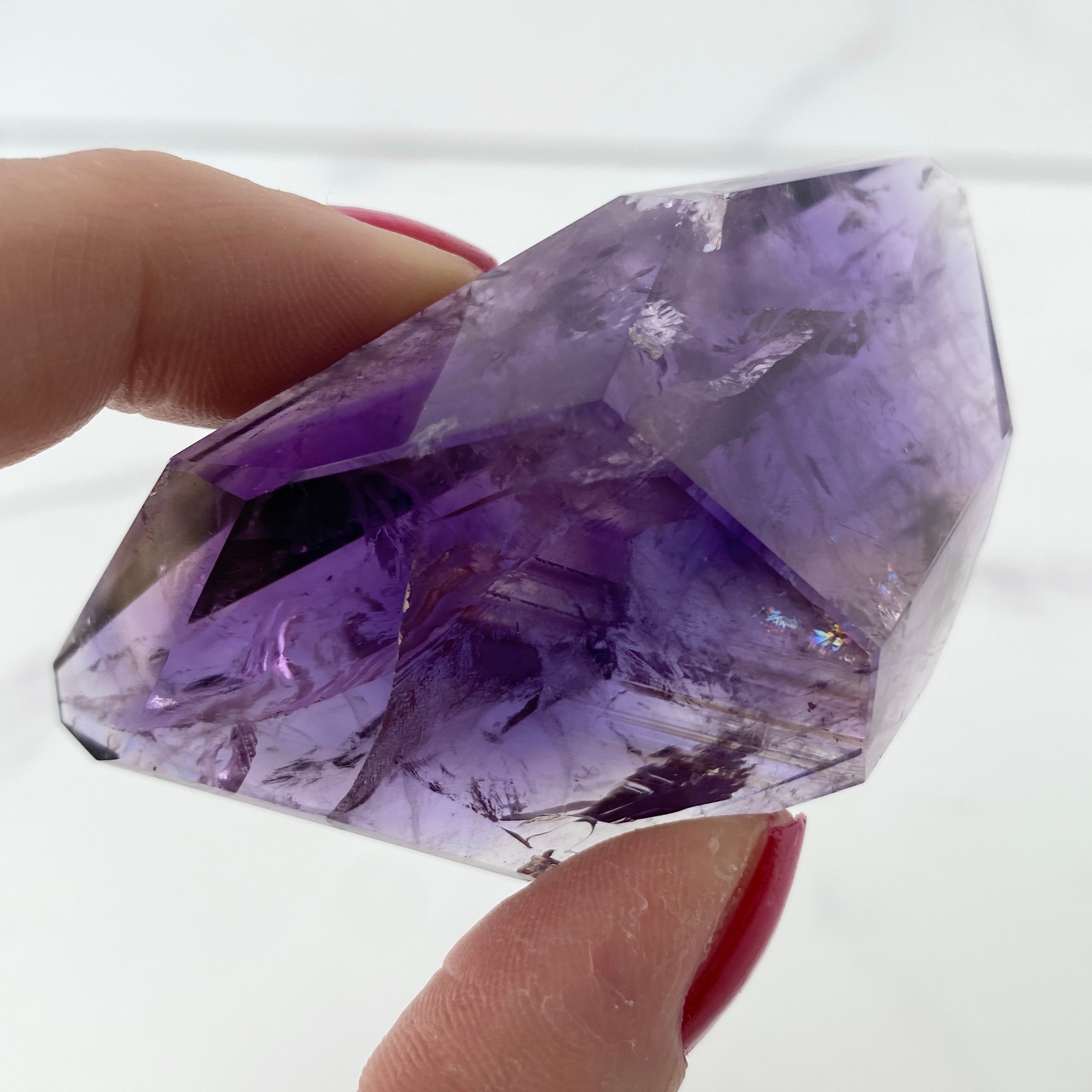 Amethyst Freiform in dunklem Lila
