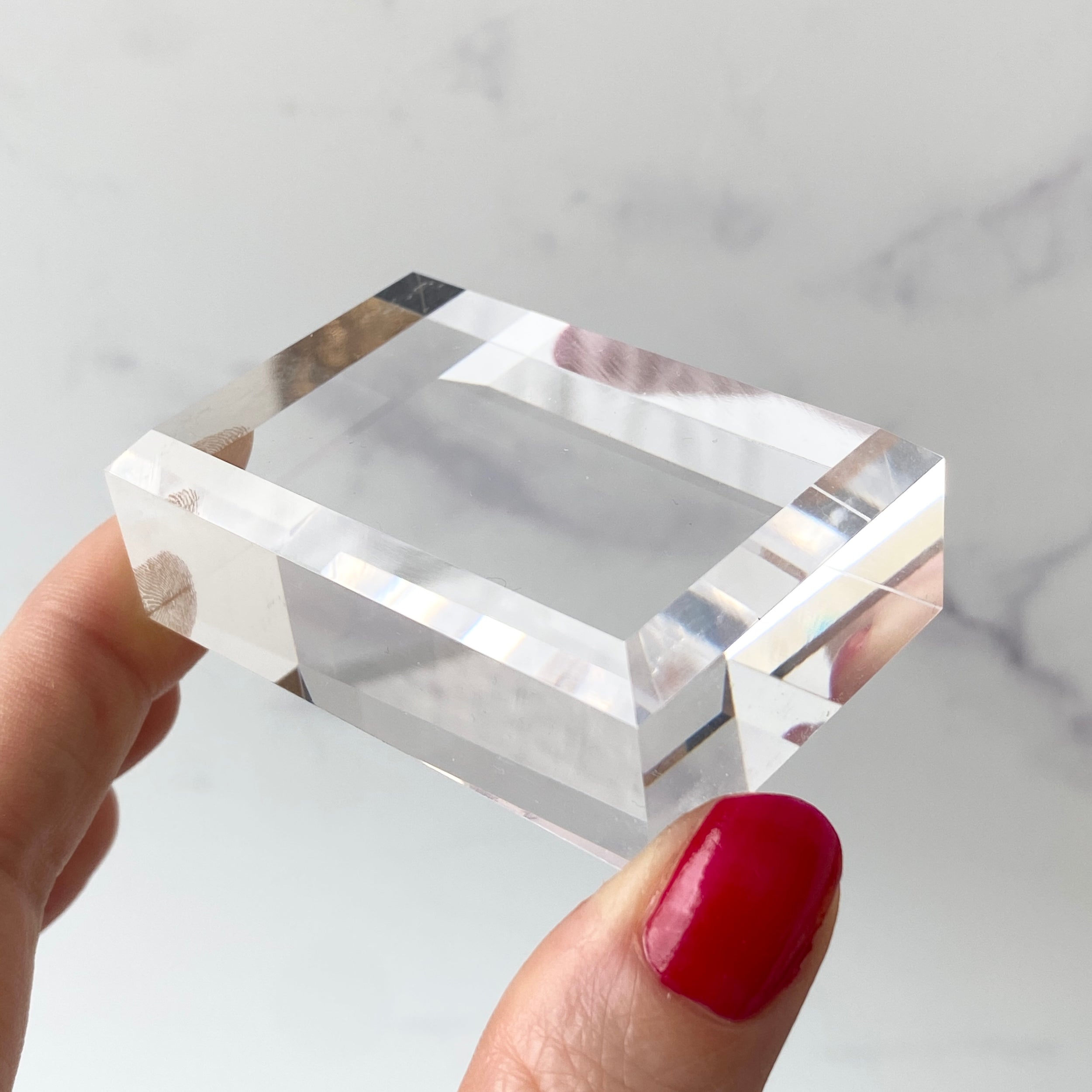 Acrylsockel 60x40x20 mm, klar, rechteckig, schräge Kante