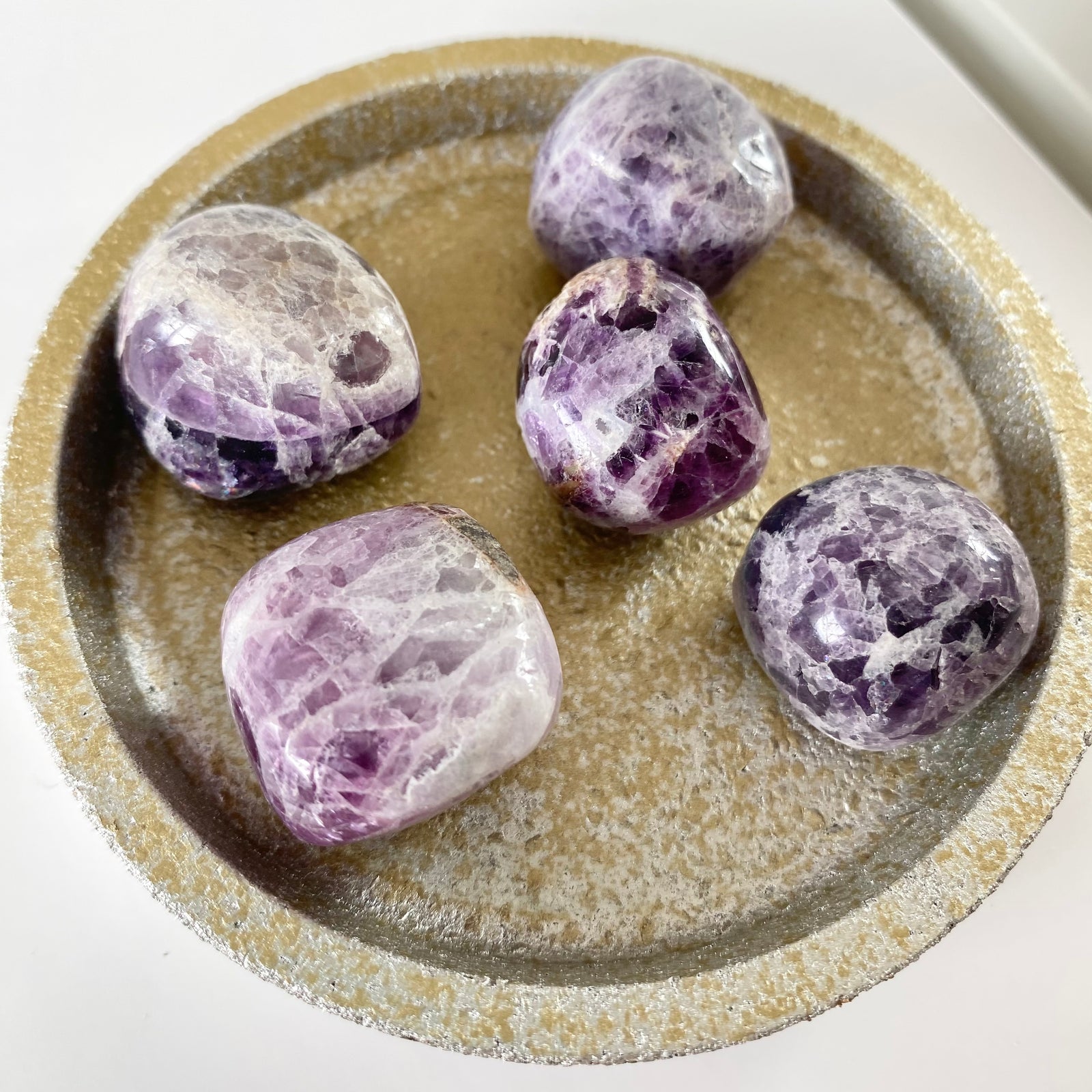 Fluorit lila crackle Trommelstein