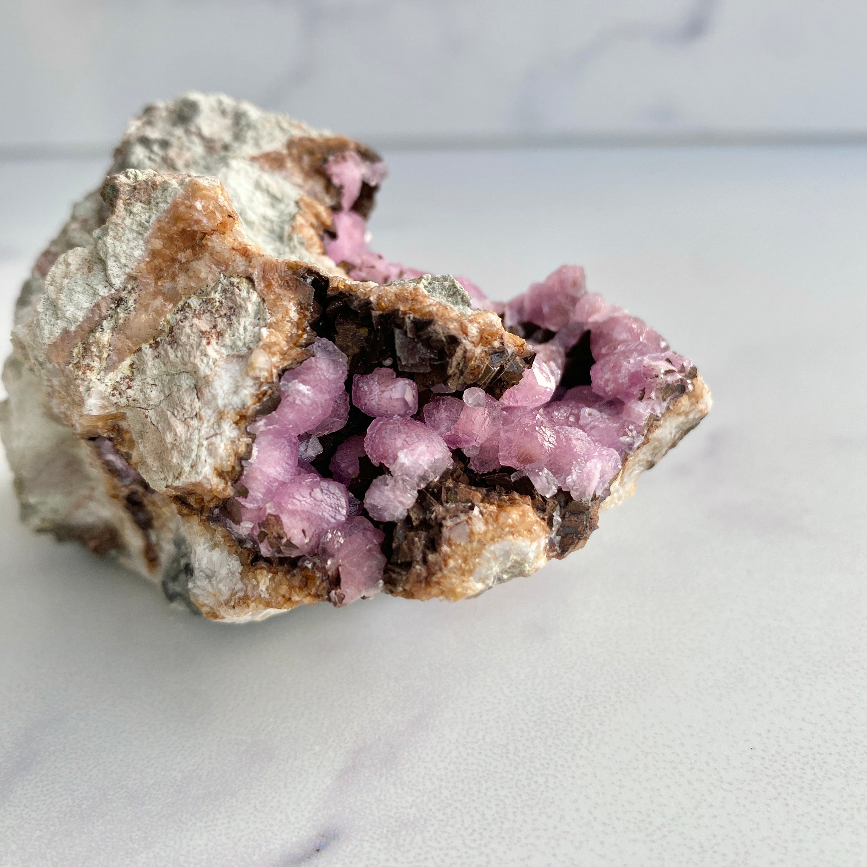 Cobalt Calcit mit schönem Glanz