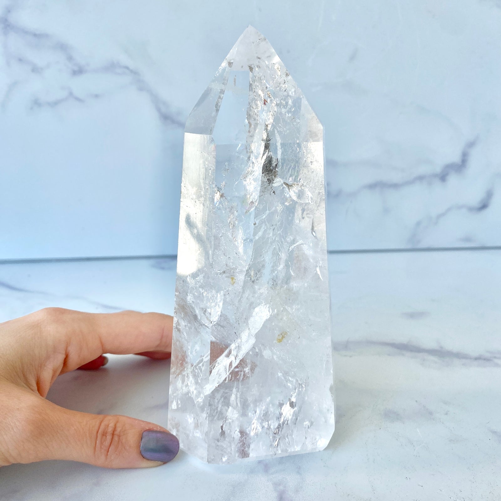 Großer Bergkristall Turm mit Hämatit-Einschlüssen, Einzelstück