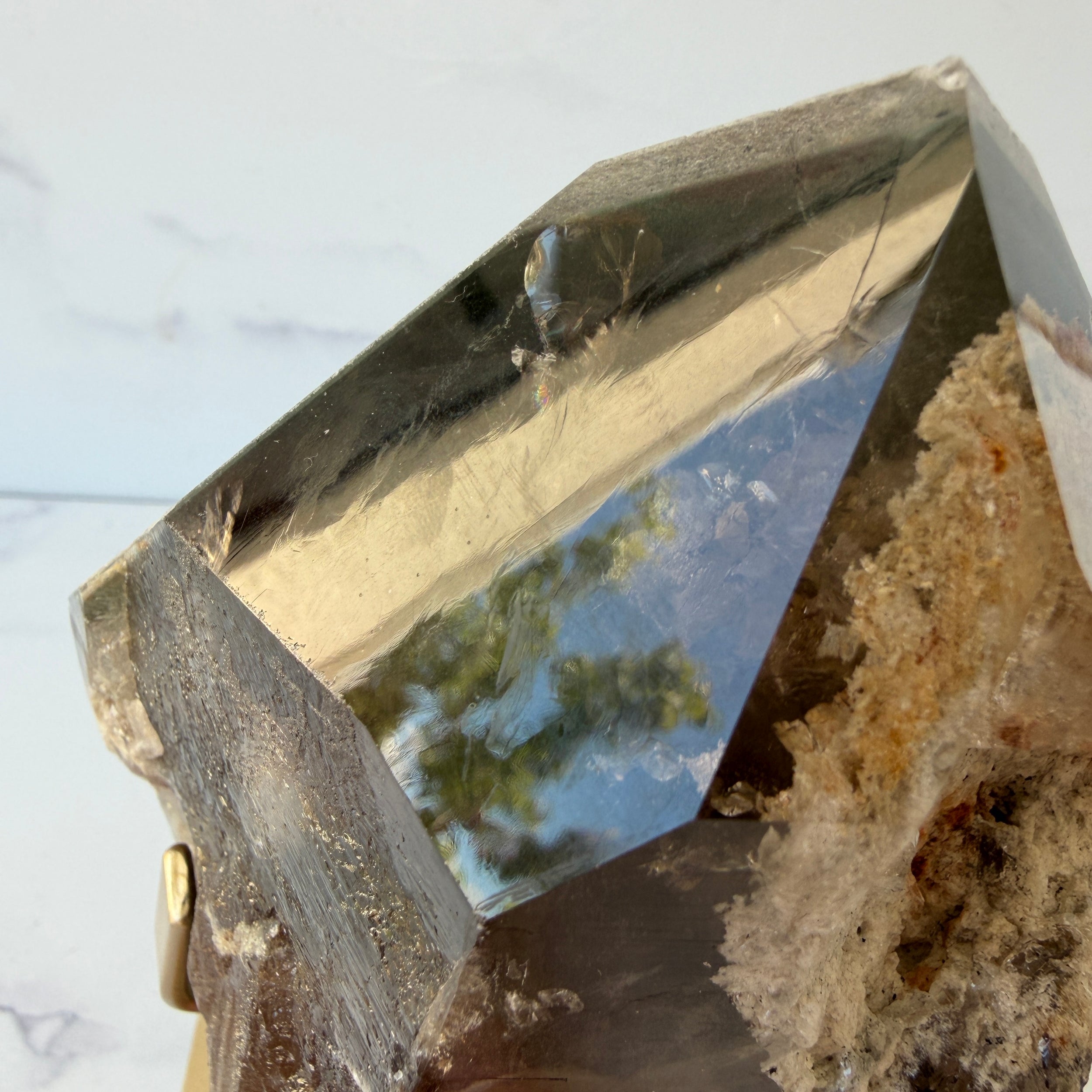 Rauchquarz mit Wachstumslinien