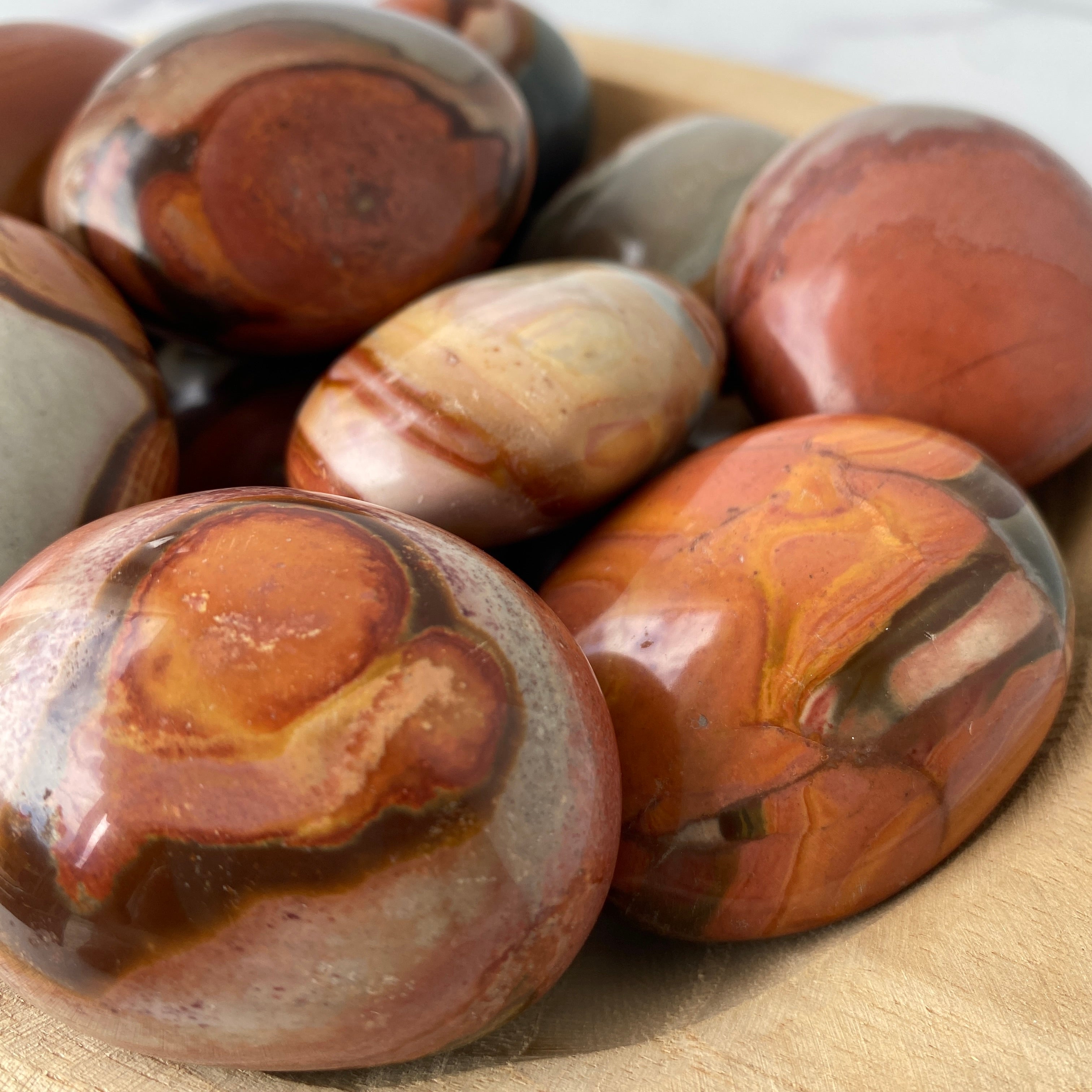 Polychrom Jaspis Handschmeichler