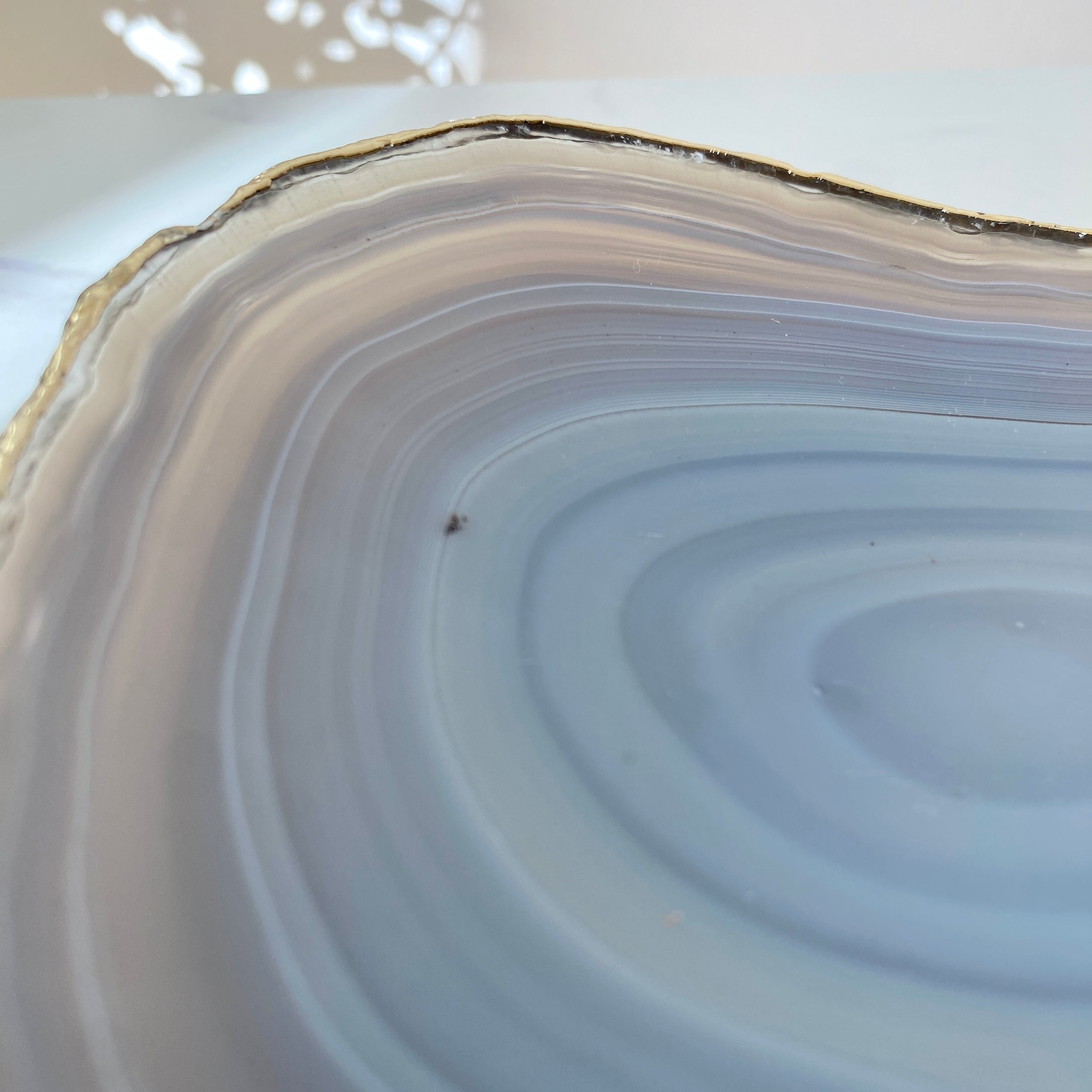 luxuriöse Schale aus Stein