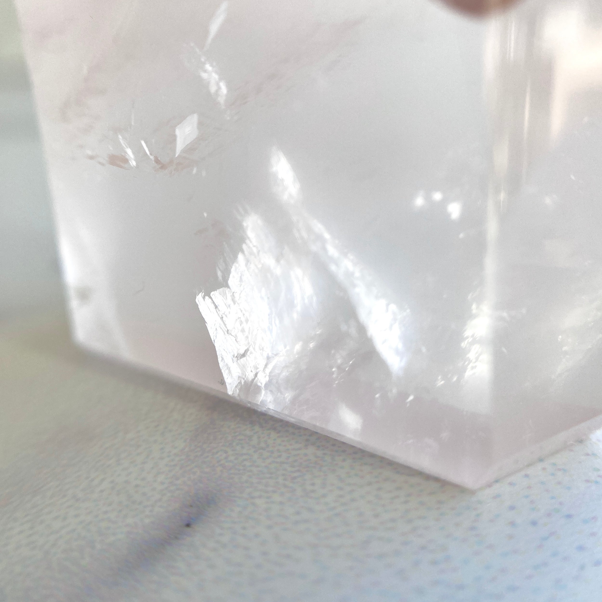 Golden Healer Turm mit Rosenquarz Mix