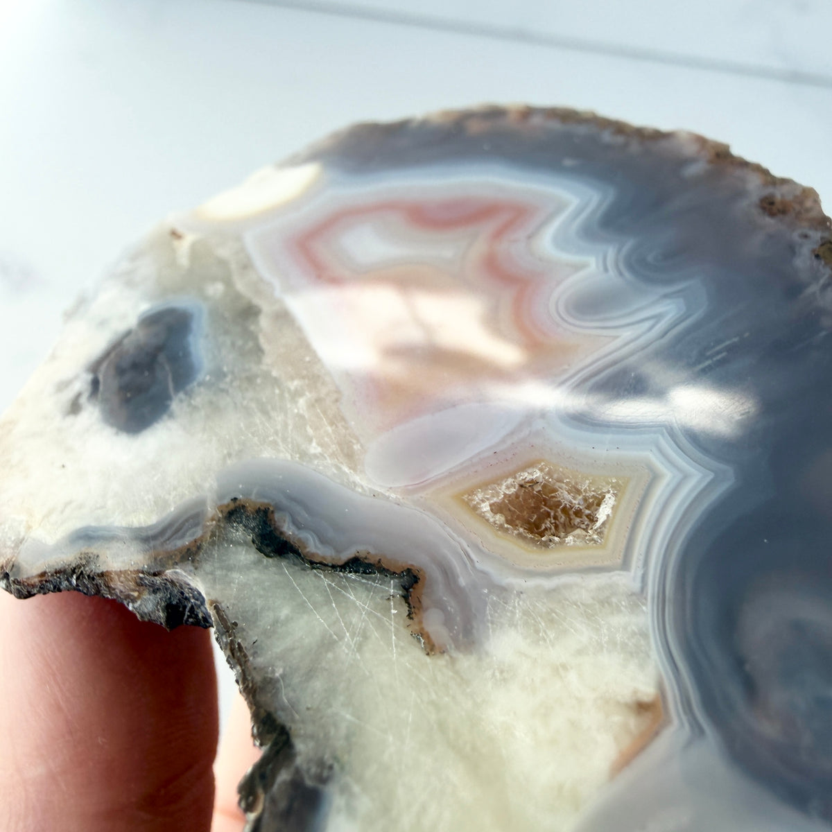 Achat Geode mit Calcit und Quarzdruse, Achat Anschnitt aus Sidi Rahal, Marokko