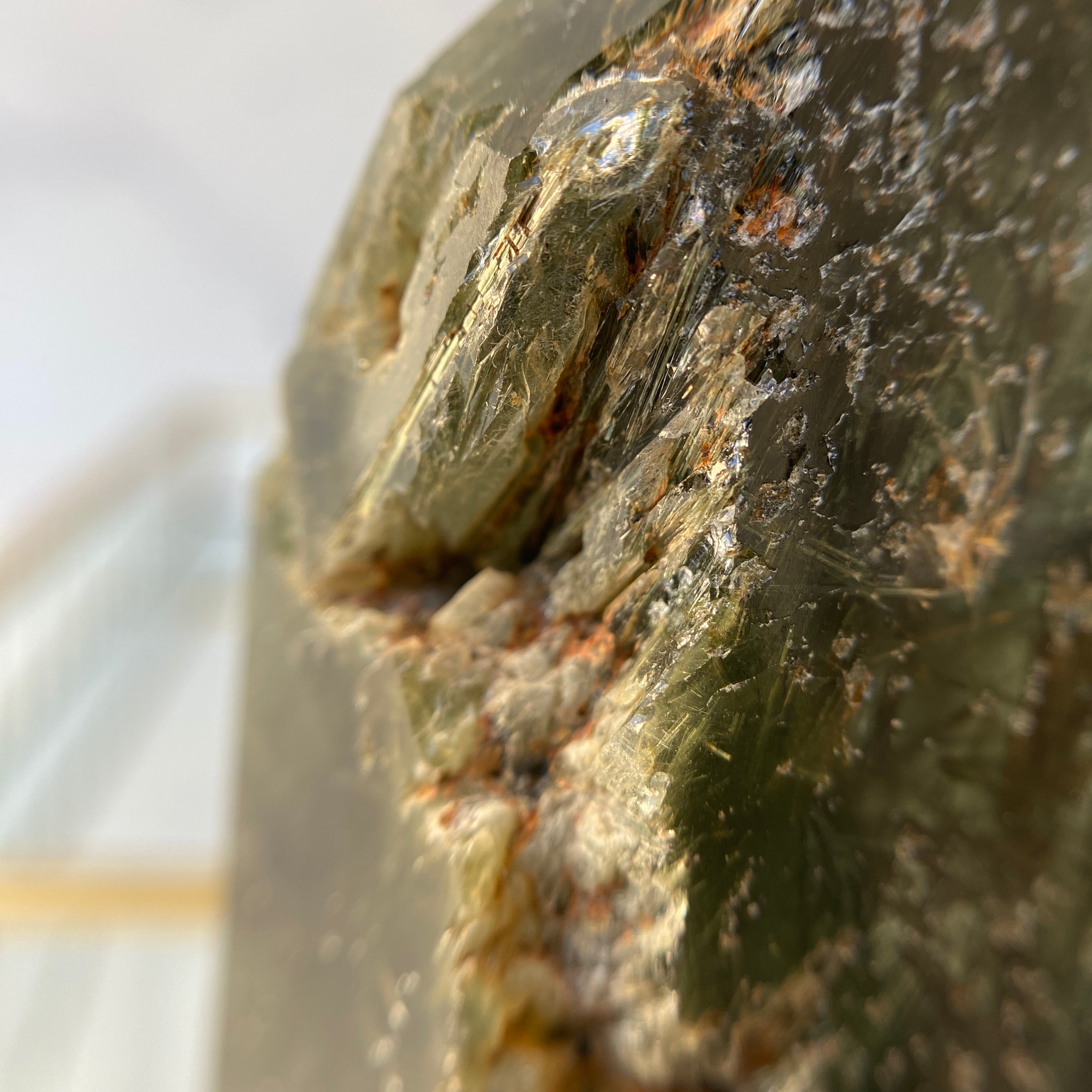 Aktinolith in Quarz Turm