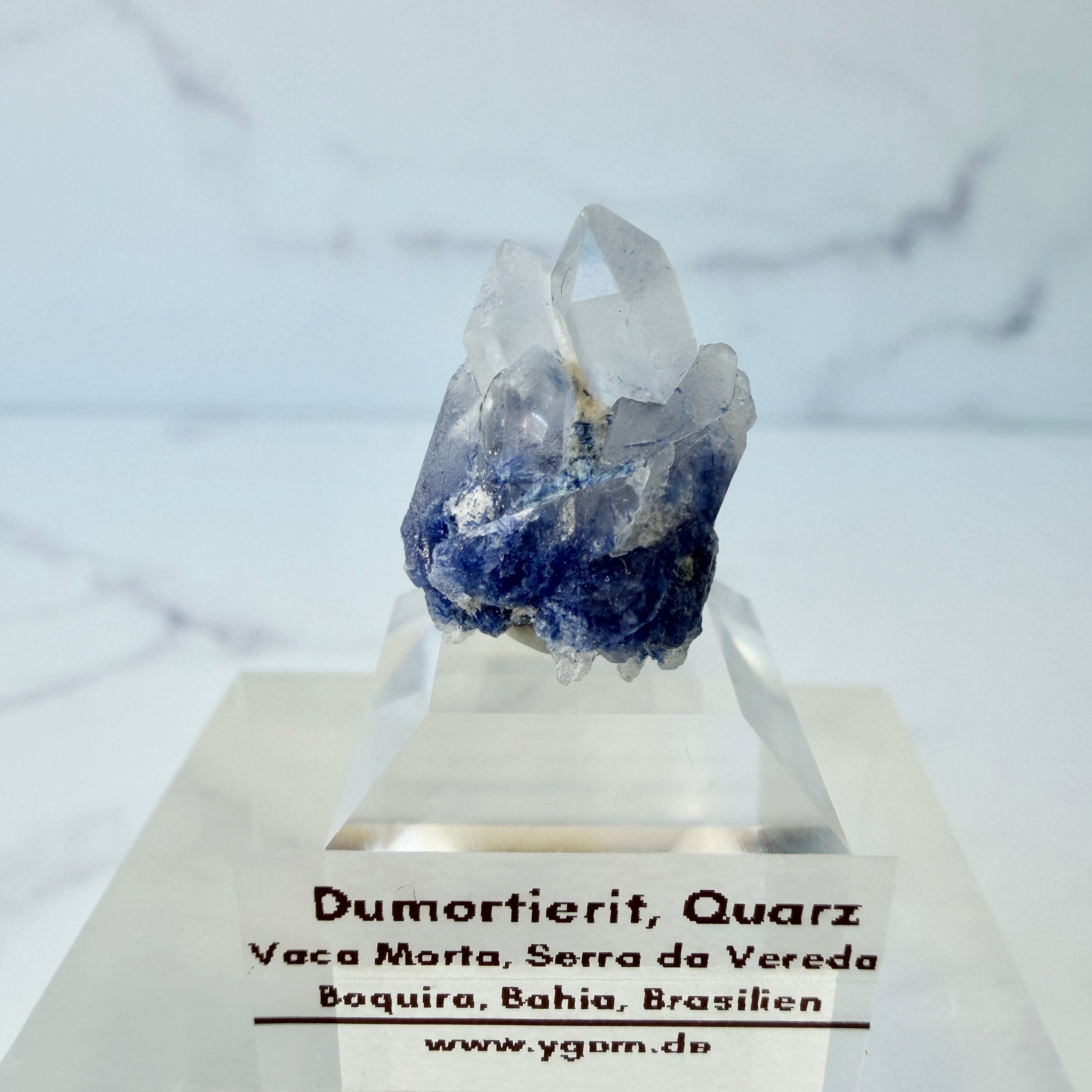 Dumortierit in Quarz, Dumortieritquarz Cluster, Einzelstück