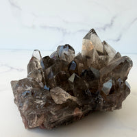 dunkle Rauchquarzstufe naturbelassen