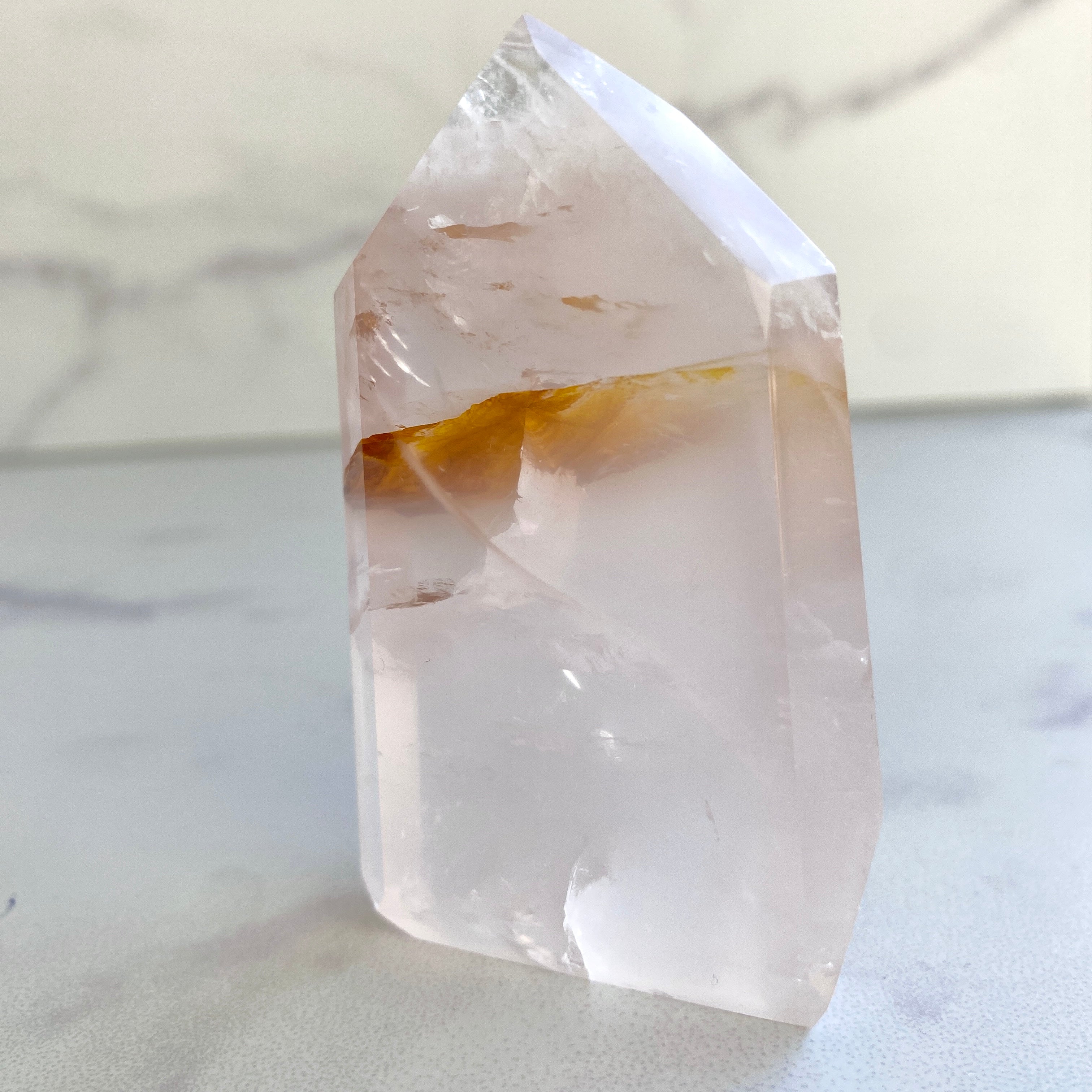 Golden Healer Turm mit Rosenquarz Mix