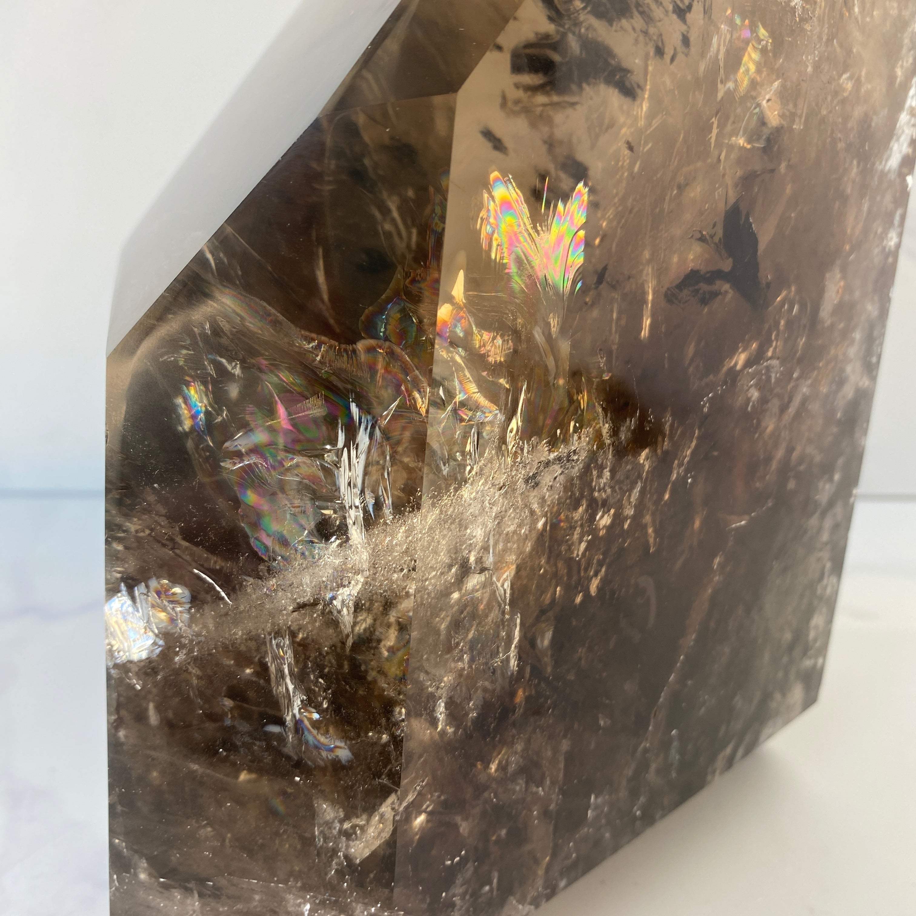 XL Rauchquarz Turm mit Phantomen