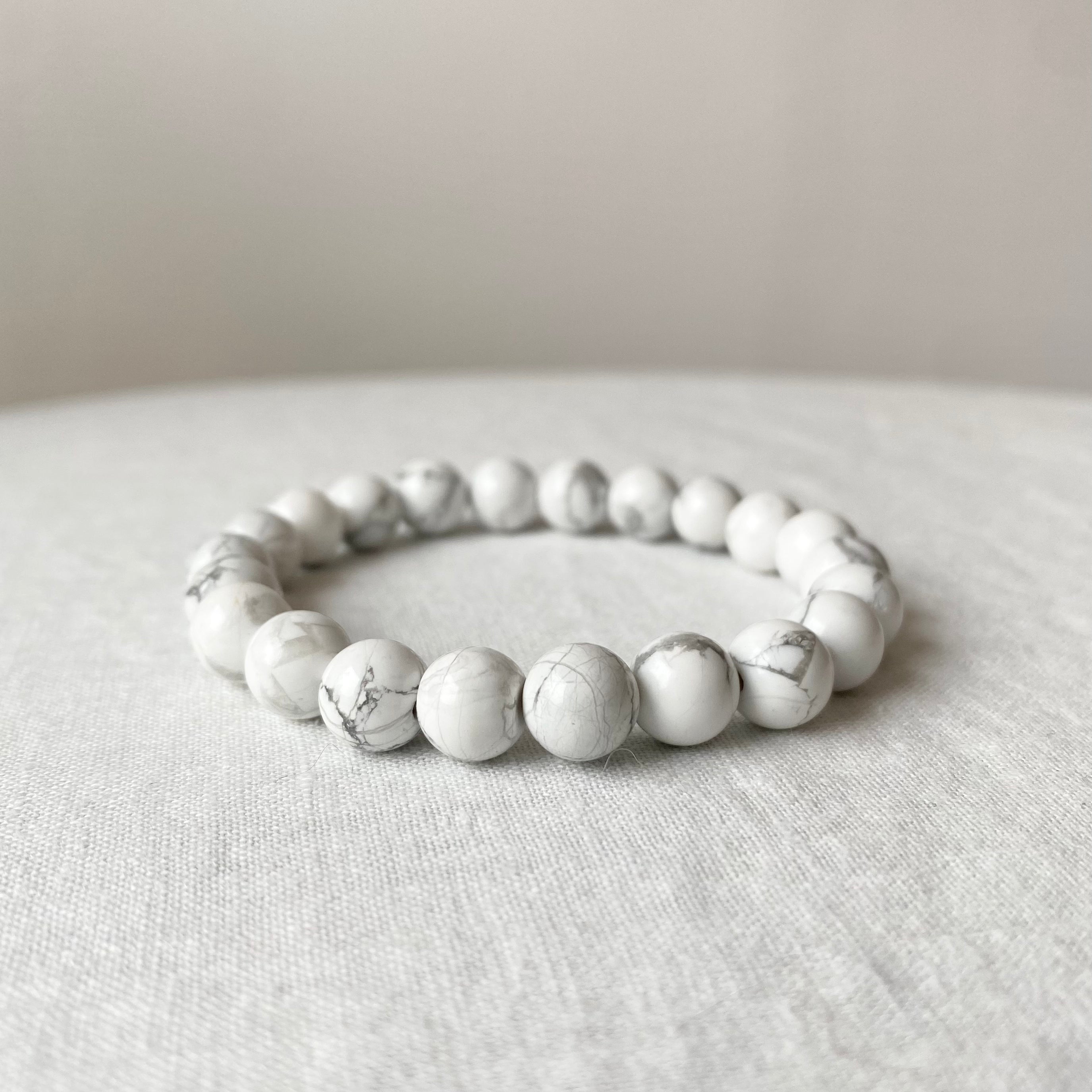 Howlith Armband