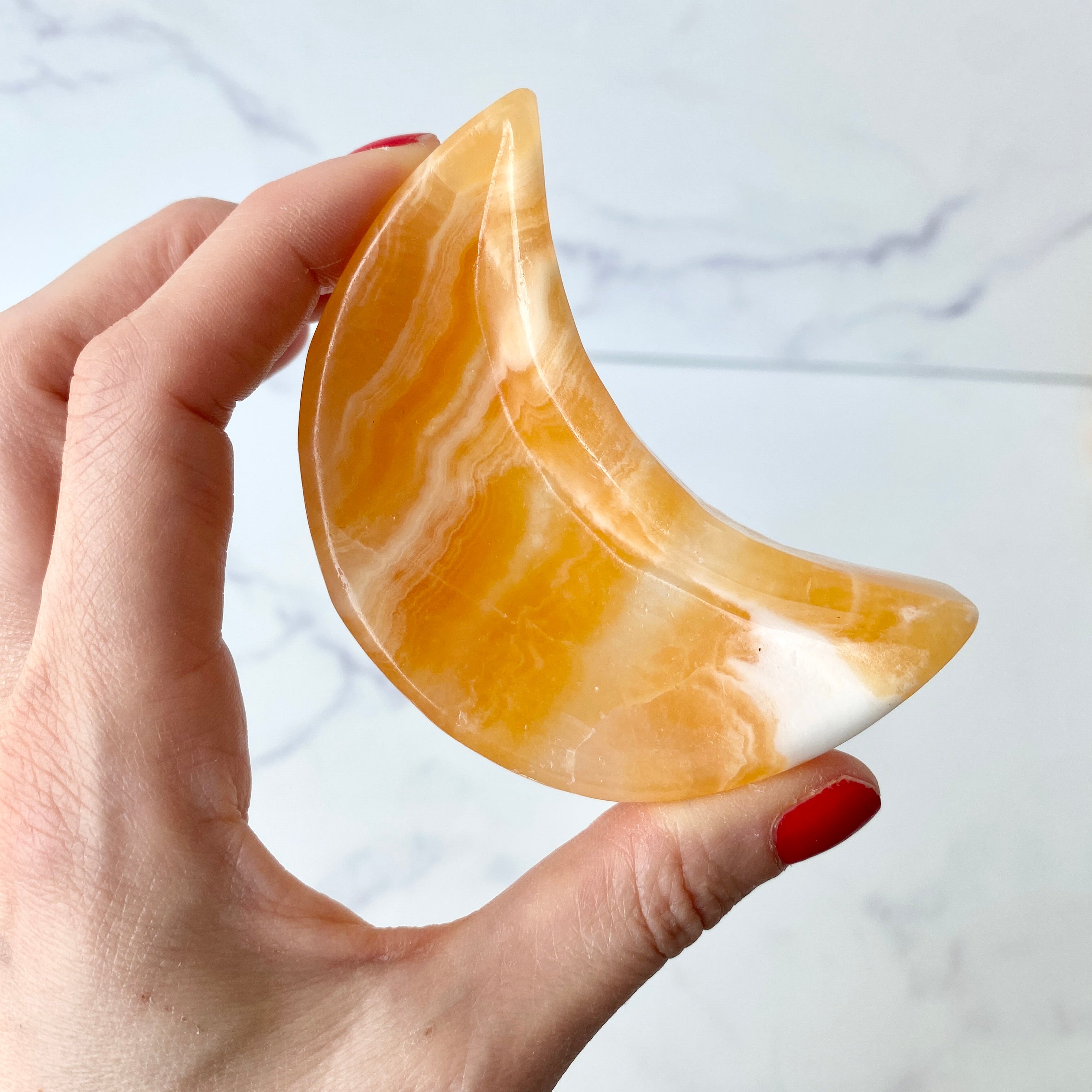 Mondschale aus Orancengalcit für Kleinteile wie Schmuck