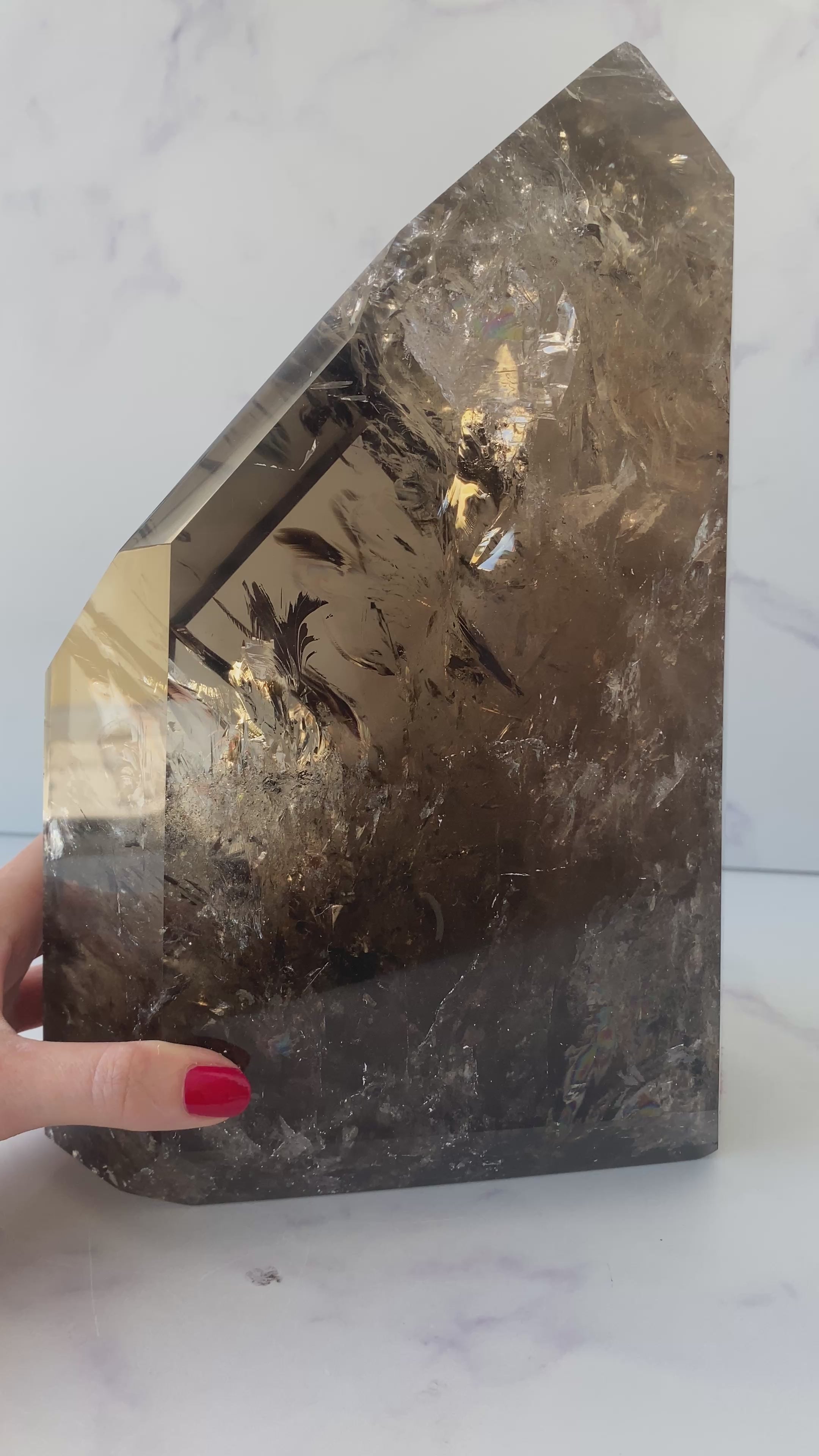 XL Rauchquarz Turm mit Phantomen