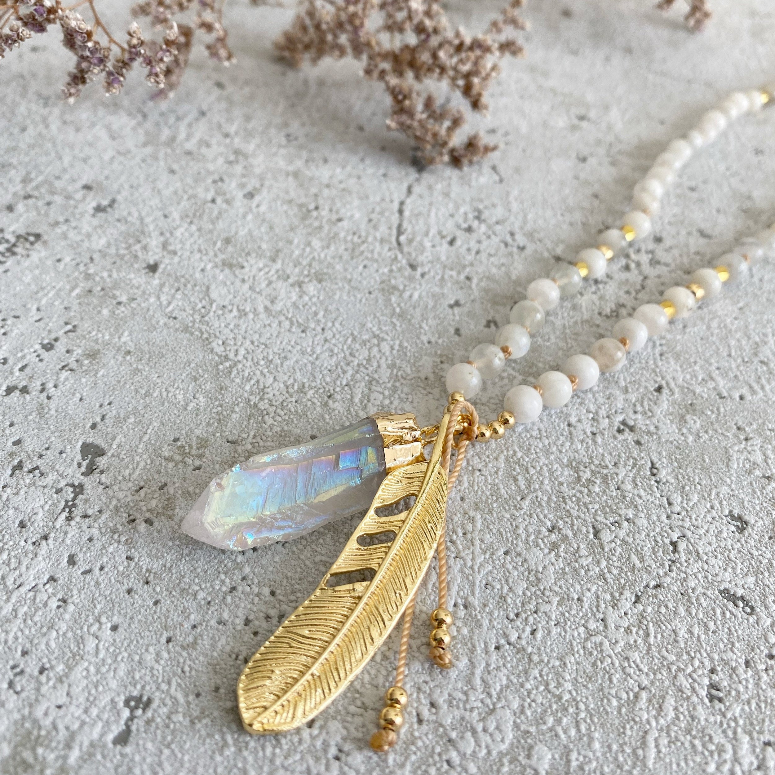 FULL MOON Mala | Mondstein & Engel Aura Quarz - Ansicht vom Produkt