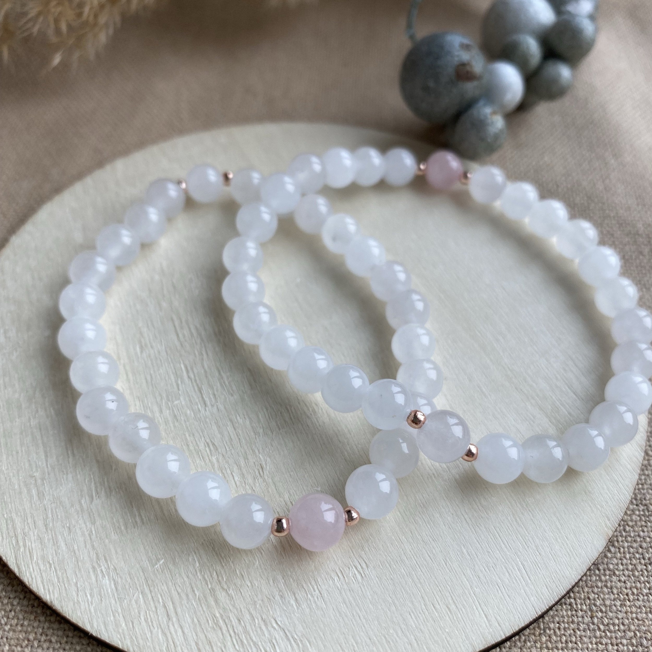 HARMONY Armband | ROSENQUARZ & JADE - Ansicht vom Produkt