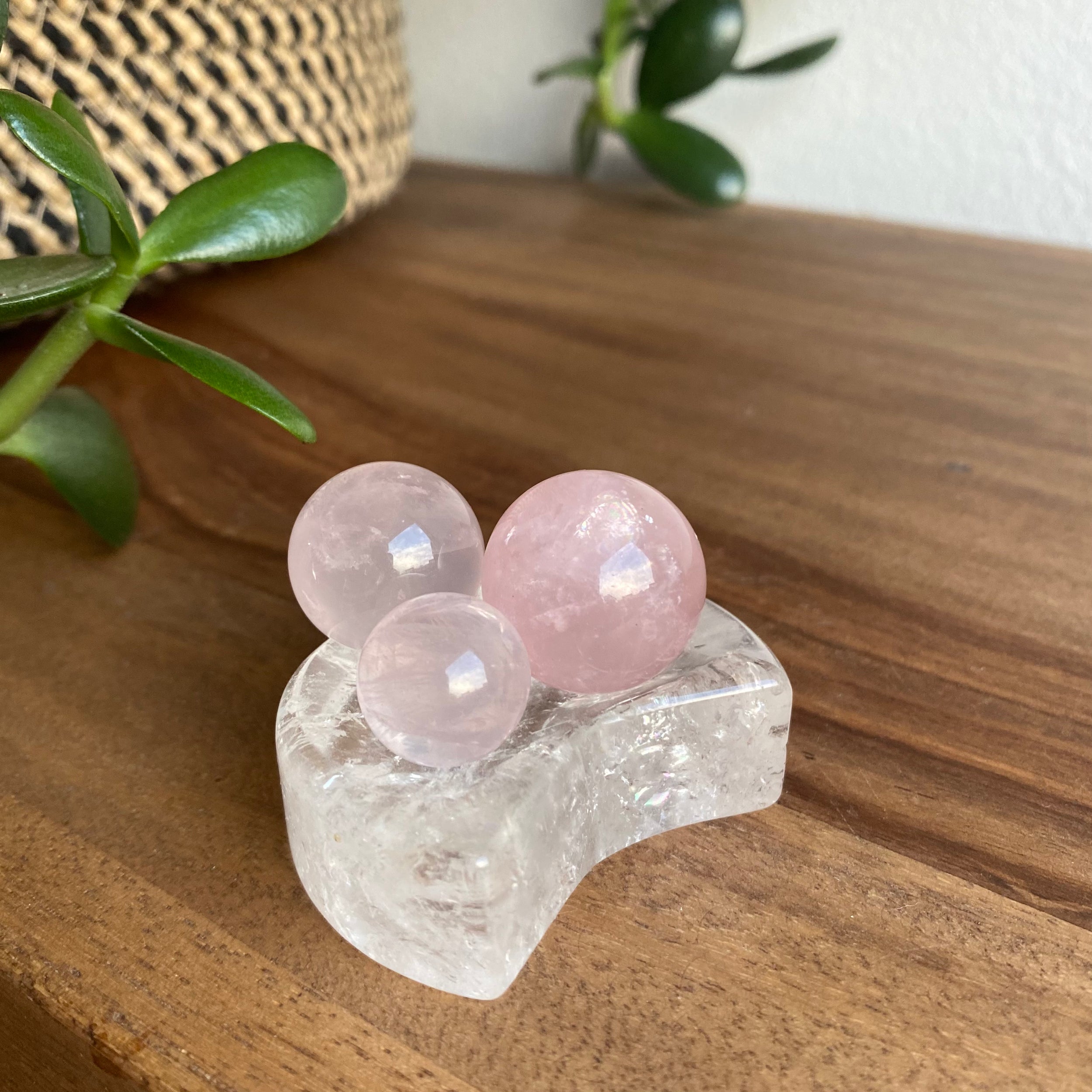Rosenquarz Kugel mit Stern