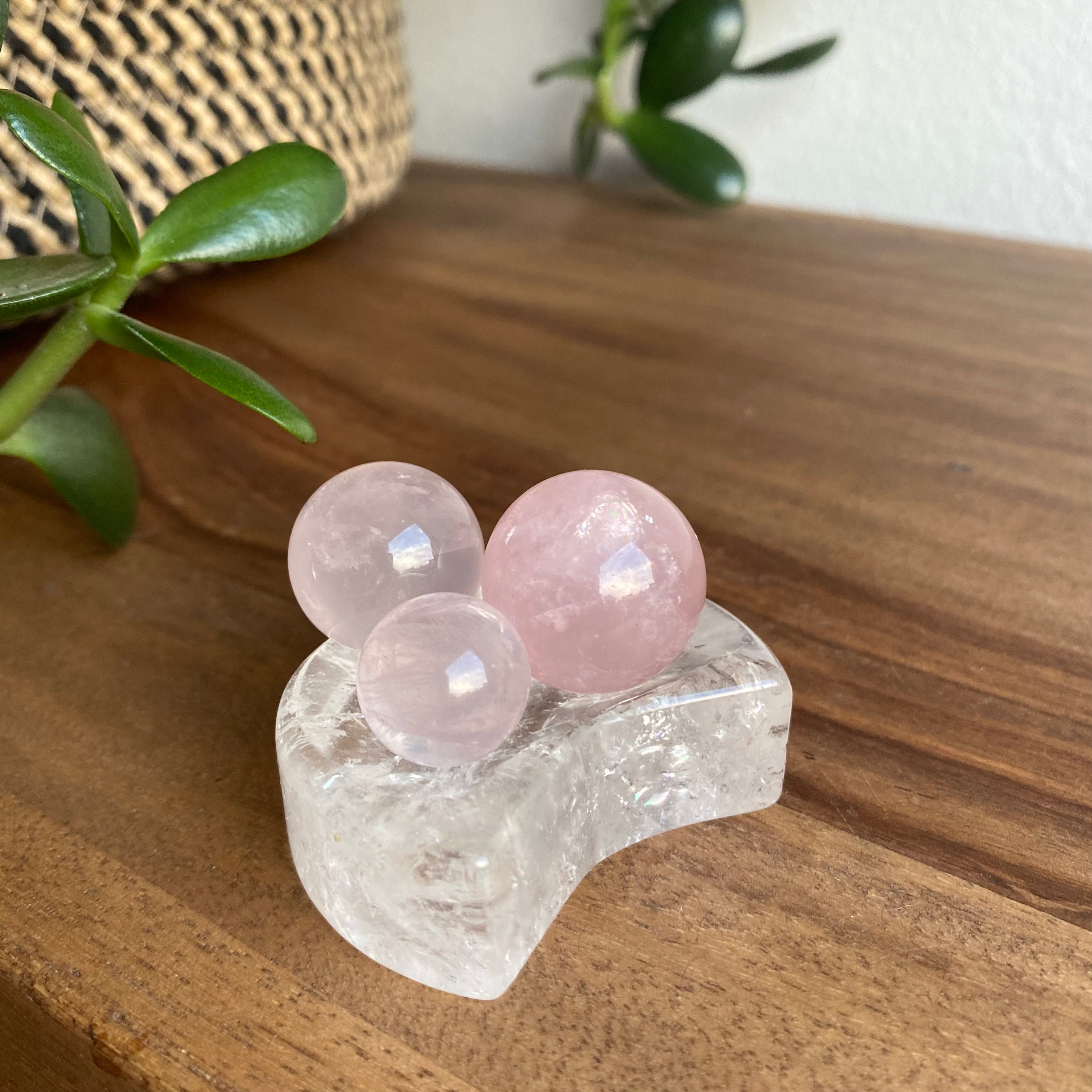 Rosenquarz Kugel mit Stern