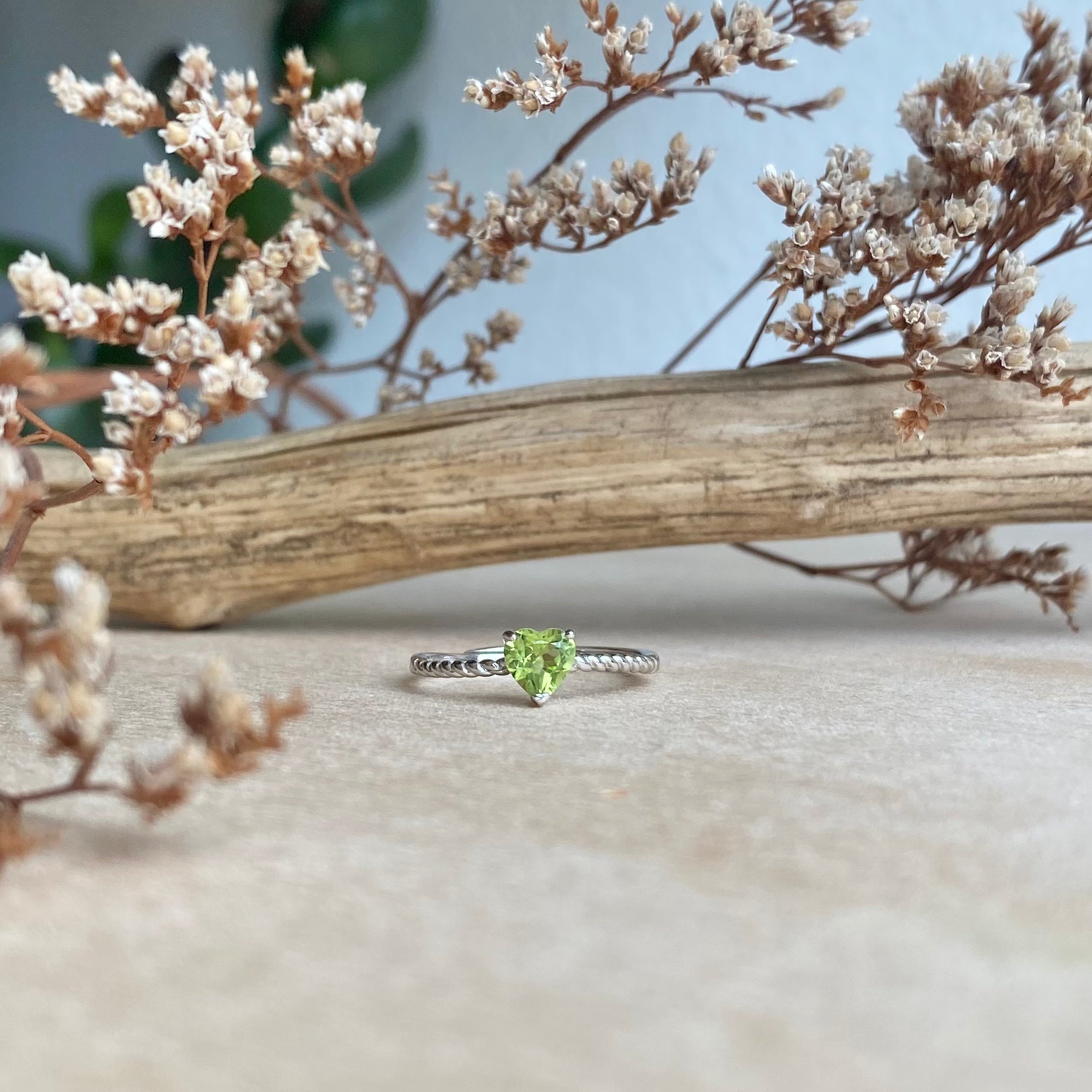 Peridot Herz Ring